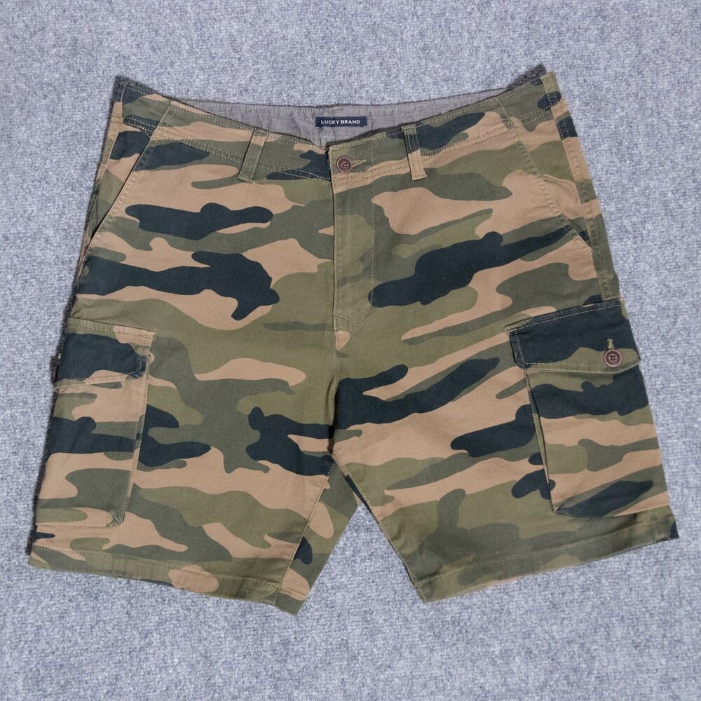 Lucky Brand Camo Cargo Pocket Casual Shorts Men's 38 - 9" Inseam Outdoors